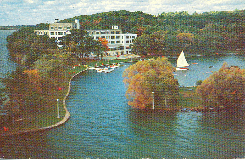Creative Commons, some rights reserved https://www.flickr.com/photos/upnorthmemories/4136214856/ Green Lake Conference Center
